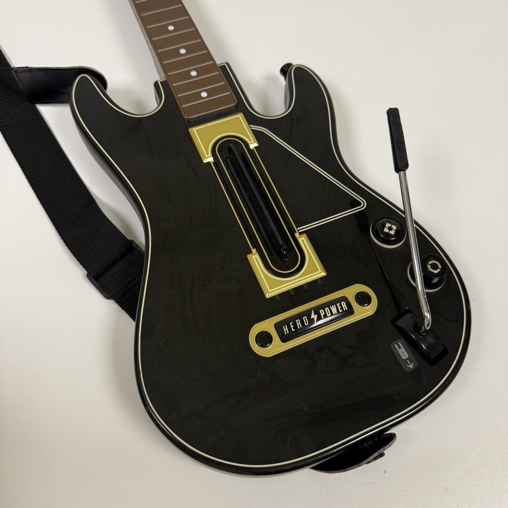 Guitar Hero Live Guitar for XBOX 360/PS4 Black Activison No Dongle Model 0000654 - Picture 3 of 14